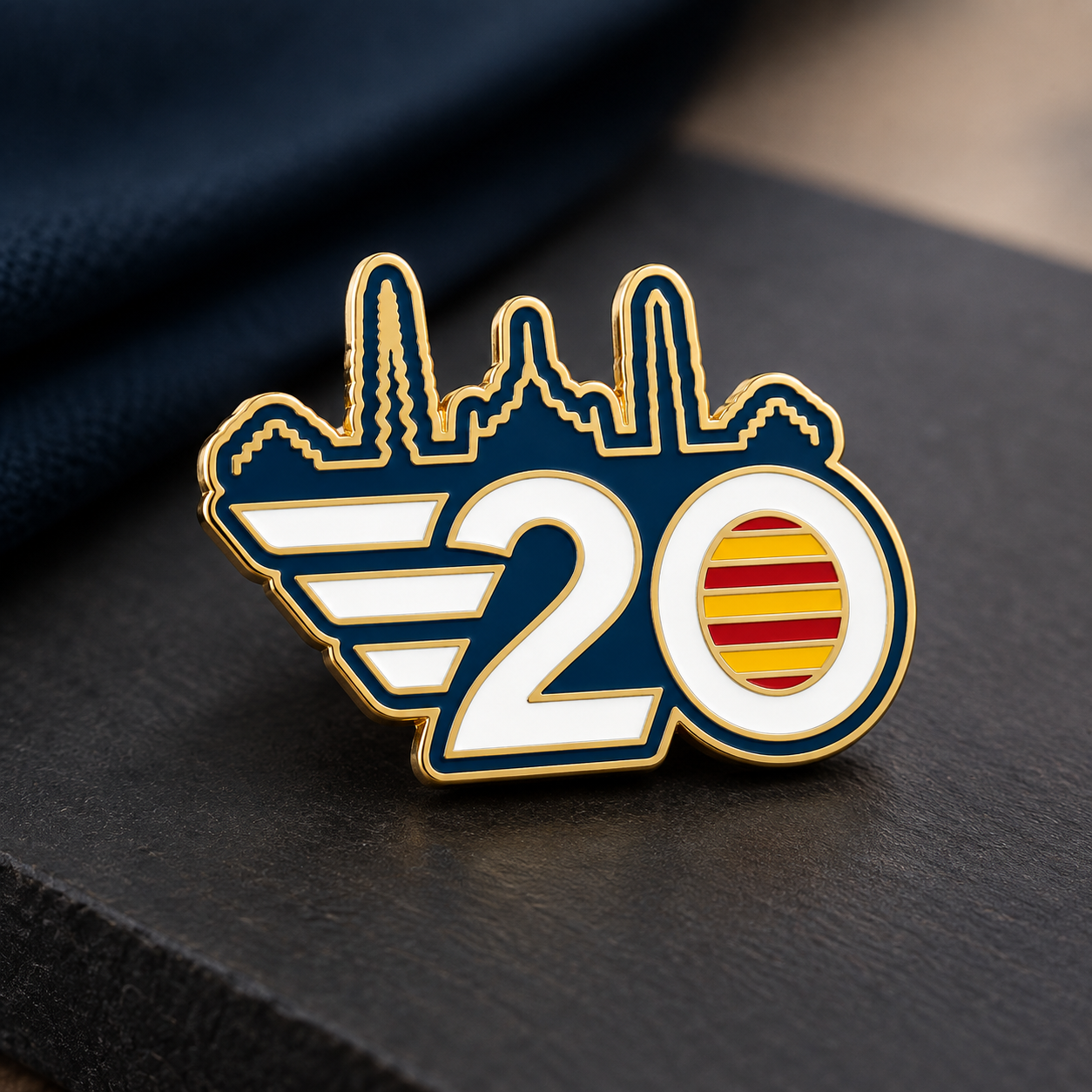Pin Commemoratiu 20 Anys